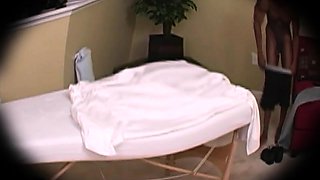 Amateur Handjob massage with oil