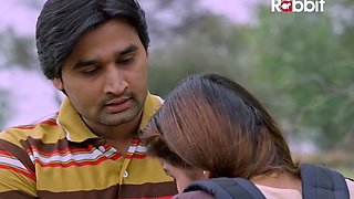 Indian babe toys her pussy on webcam