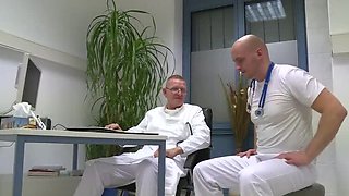 Blonde MILF Patient Wild Gyno Exam Fuck with Doctor Creampie