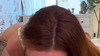 Petite Girlfriend Wont Stop Cumming