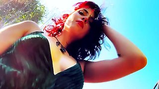 EnchantrixV - Giantess' Plaything