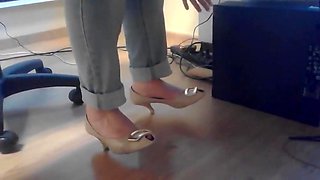 Candid my lawer sexy heels and feet partie 5