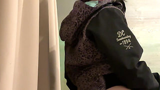 Boarder Girl Striptease