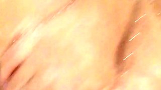 Amateur wild chick solo masturbation