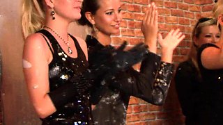 Buff amateurs group sex