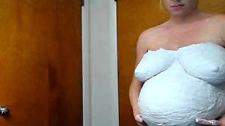 Sexy amateur mature blonde gives a great handjob at cum