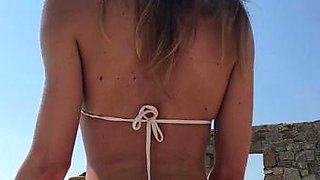 Real amateur babe outdoors getting hot outdoors in hd