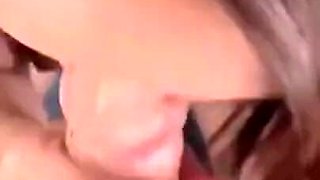 Ela Chupa Muito Bem Enchi Ela De Esperma