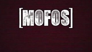 Abella Danger & Payton Preslee - Bikini Squirters - Abella danger