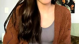 Brunette Solo Webcam Masturbation