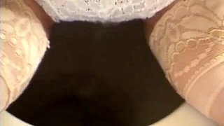 Honey in Toilet Pissing