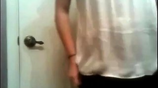Laura's Amateur Celebrity Striptease on Webcam