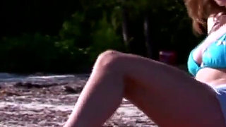 Babe gets horny at the beach and fucks bf