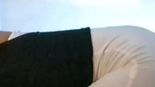 MILF with a Gorgeous Body Gives a Blowjob and Cums in Her Mouth