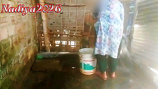 How does Ami take a shower in the bathroom.