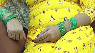 Indian Step Mom and Step Son Ka Illegitimate Wala Pyar Beta Se Chudwa Kar Apna Yaar Bana Liya Hindi Dirty Talk Sarababhi 6