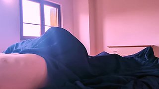 Busty and horny babe gives the best blowjob to her bf in th morning and then she gets fucked