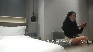 Asian amateur with nice legs has passionate sex